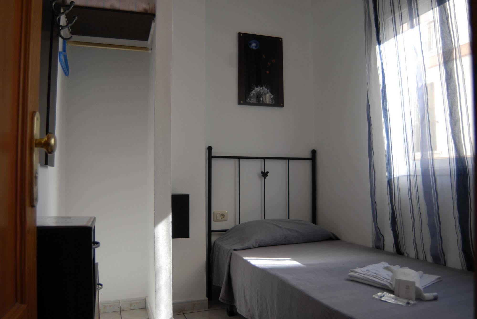 Pension Casa Blanca ลอส กริสเตียนอส ภายนอก รูปภาพ