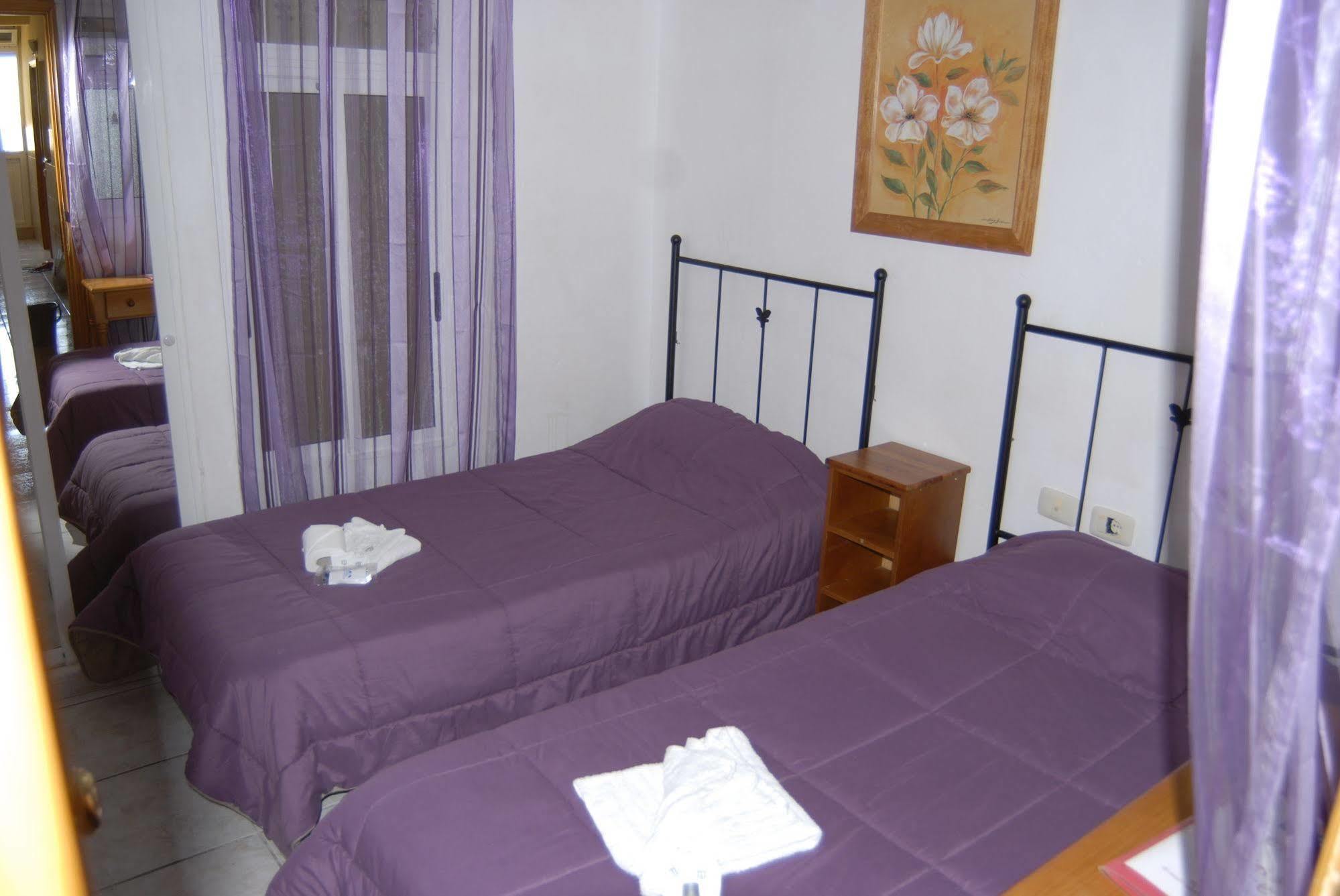 Pension Casa Blanca ลอส กริสเตียนอส ภายนอก รูปภาพ