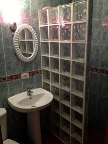 Pension Casa Blanca ลอส กริสเตียนอส ภายนอก รูปภาพ