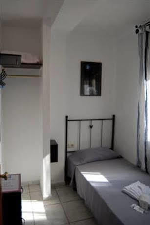 Pension Casa Blanca ลอส กริสเตียนอส ภายนอก รูปภาพ